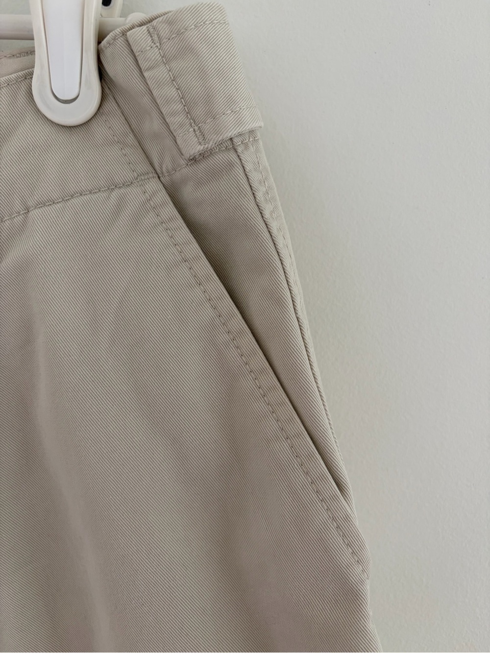 Uniqlo U Wide-Leg Cotton Twill Pants in Cream, W 25/ 63.5 cm - Picture 9 of 14